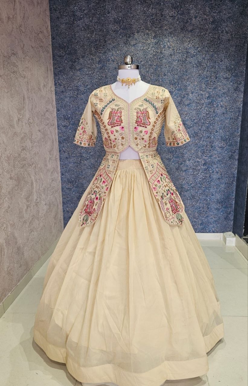 KAN GIPI (કાન ગોપી)-Launching Festival Special Crop Top with Shrug